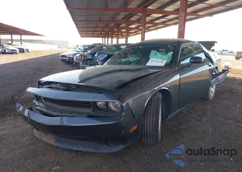 2014 Dodge Challenger Sxt z USA, uszkodzony, nr VIN 2C3CDYAGXEH304584